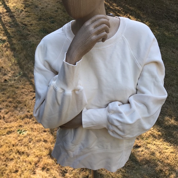 🆕J. Crew X Rivet & Thread Puff Sleeve Cream Off White Sweatshirt - Picture 11 of 11